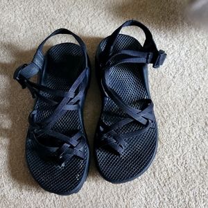 Chaco guidegirl black sport sandals size 9